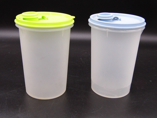 Tupperware 36Oz Handolier Pitchers | 2