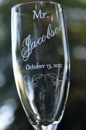 Mr & Mrs Wedding Champagne Glasses
