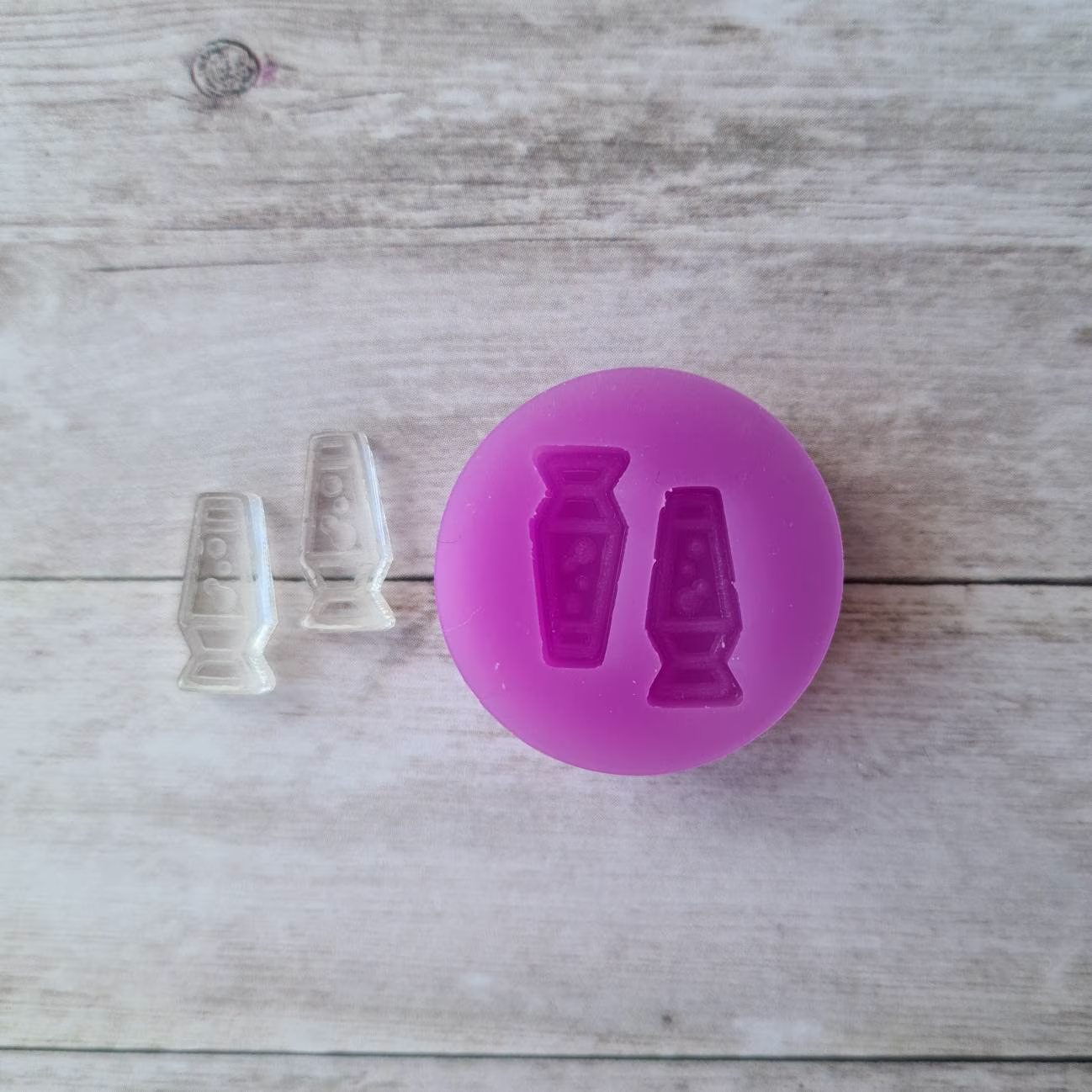 Resin Silicone Mold, 15mm Lava Light Stud Earrings Mould, Retro Flexible Polymer Clay Resin Supplies, Tools