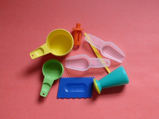 Tupperware Assorted Accessories Set Of 8
