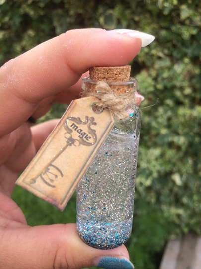 Magic Miniature Glass Bottle Party Favour Gift