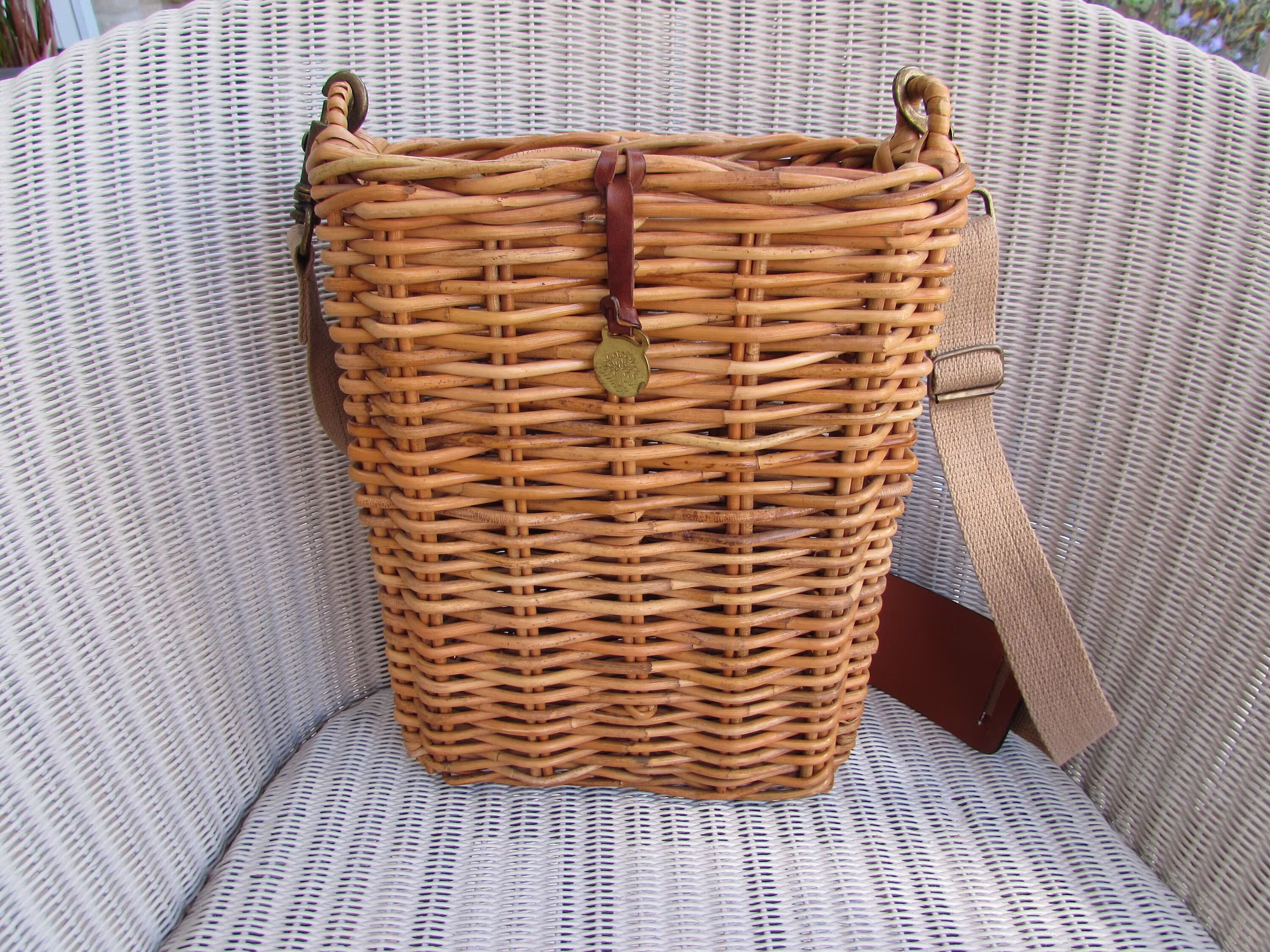 Mulberry Brand | Genuine, Wine/Champagne Carrier, A Rare Piece. Picnic in Style