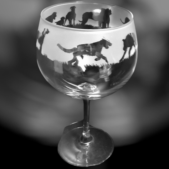 70Cl Glass Gin Balloon With Irish Wolfhound Frieze Design