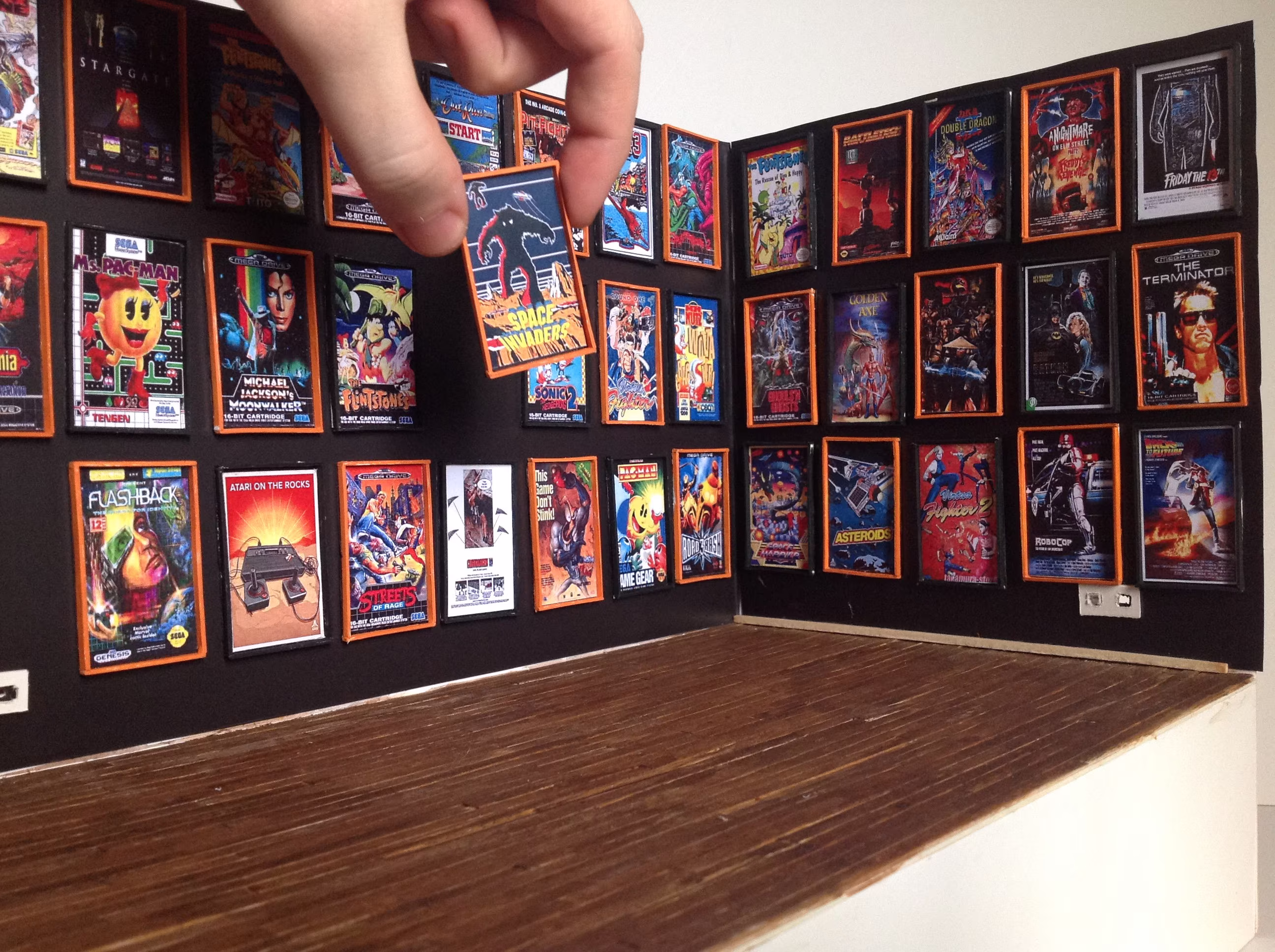 Handmade Dollhouse, Miniature, Mini Fridge Magnet, Retro Game, 80S 90S, Game 16Bit 8Bit Pins, Sega, Nintendo, Atari