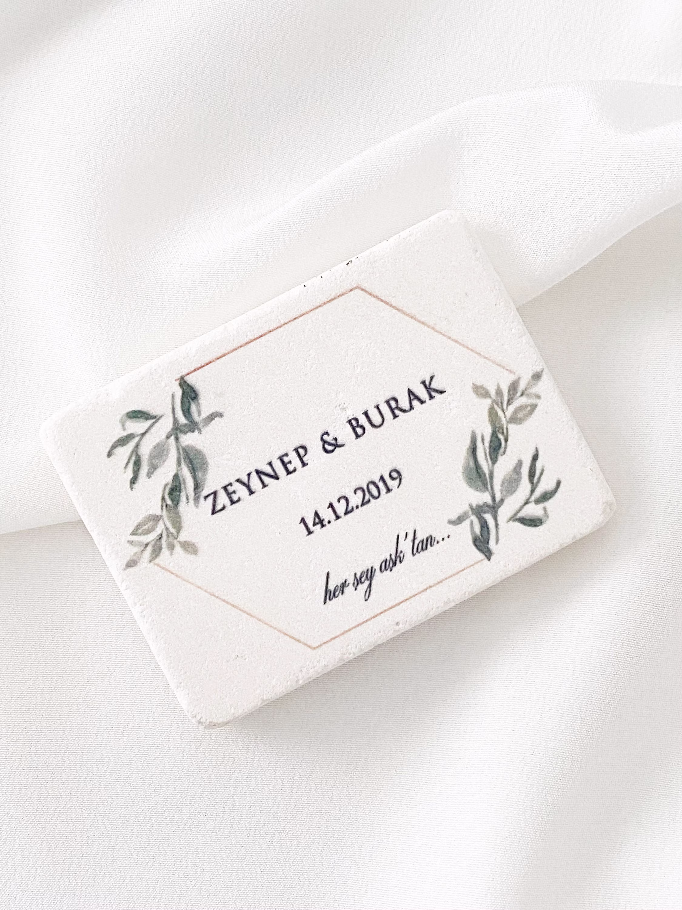 Greenery Wedding Magnets, Party Favors For Guests, Bulk Favor, Minimalist Unique Favors, Stone Magnet #wed002