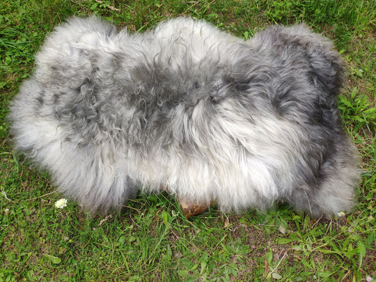 Natural Fluffy Sheepskin, Eco Sheepskin Throw, Big Pelt, Hide, Pelt Rug