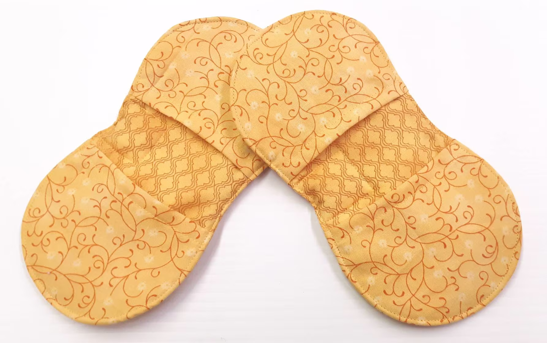 Magnetic Mini Microwave/Oven Finger Mitts | x2. Great For Easy Access Anywhere in Your Kitchen. Side If Microwave, Fridge & Even Hood Fan