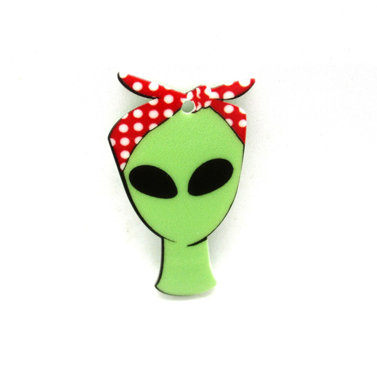 Bandana Alien Resin Needle Minder For Cross Stitch D119