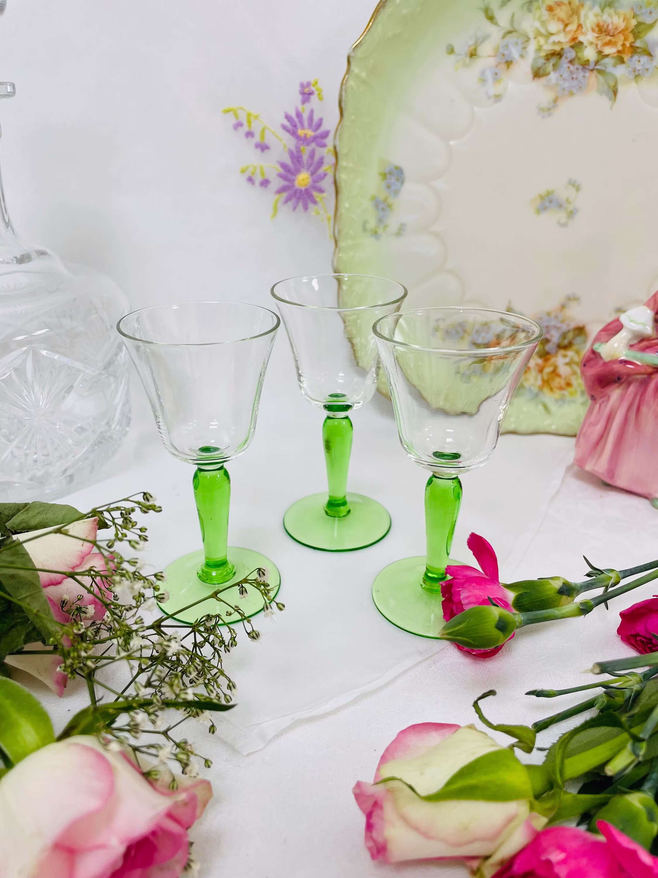 Pretty Set Of 3 Green Stemmed Sherry/Liqueur Glasses