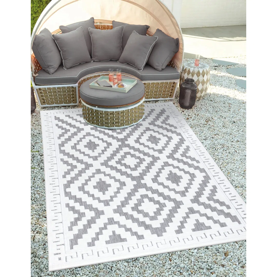 Huff Machine Woven Polypropylene Grey Rug