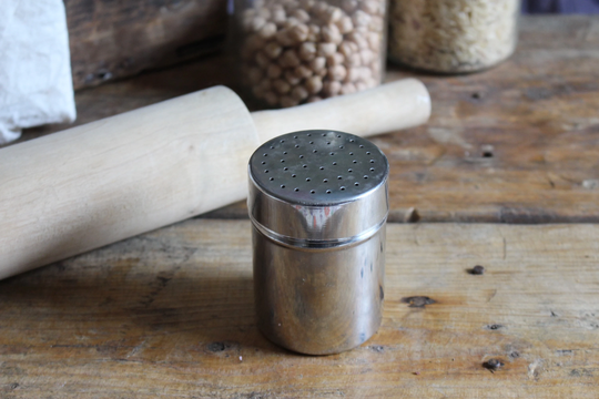 Vintage Metal Sugar Shaker. Stainless Steel. Icing Sprinkler. Flour Duster. Modernist Design. Minimalist. Circa 1960S