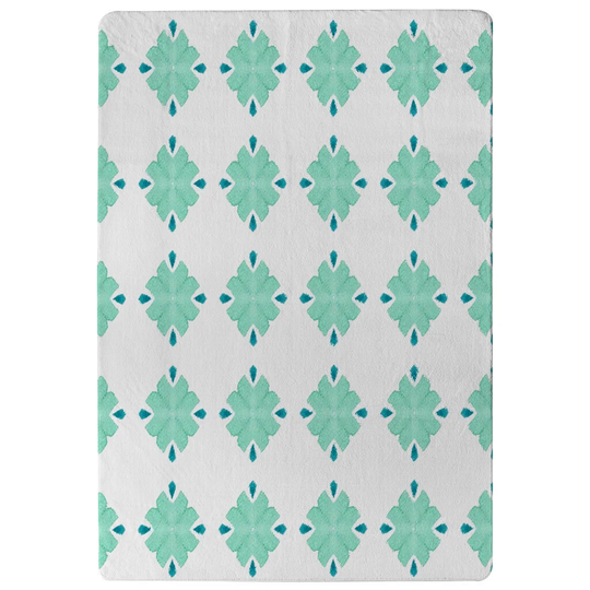 Hagan Uncommon Boho Chic Summer Designer Shaggy White/Green Rug