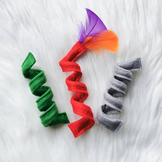 Set Of Three Handmade Spring Cat Toys, Interactive Feather Toy, Gifts For Lovers, Chasing Toy Kittens, Crazy Lady Presents