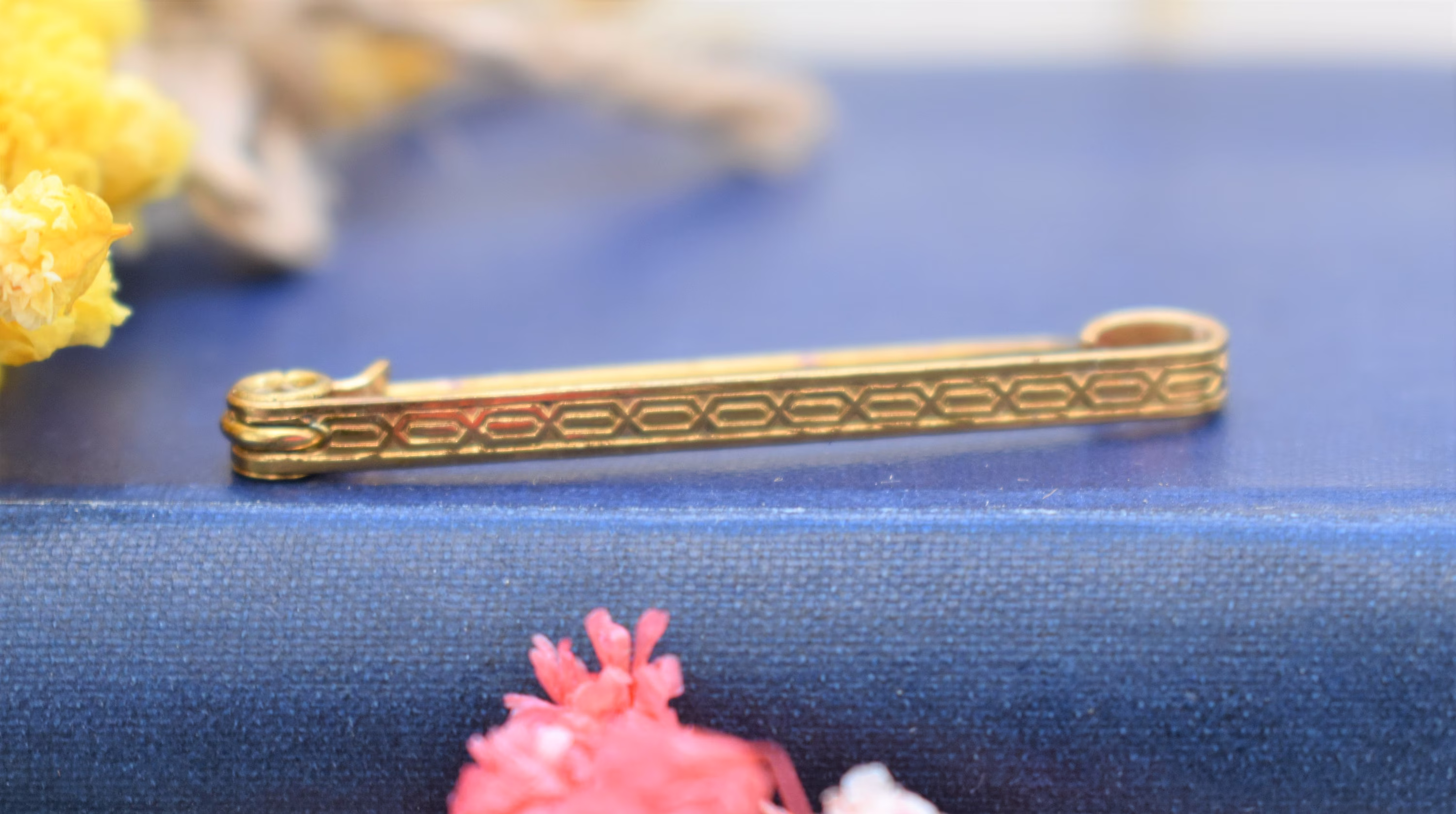 Victorian Bar Brooch - Beautiful Antique Decorative