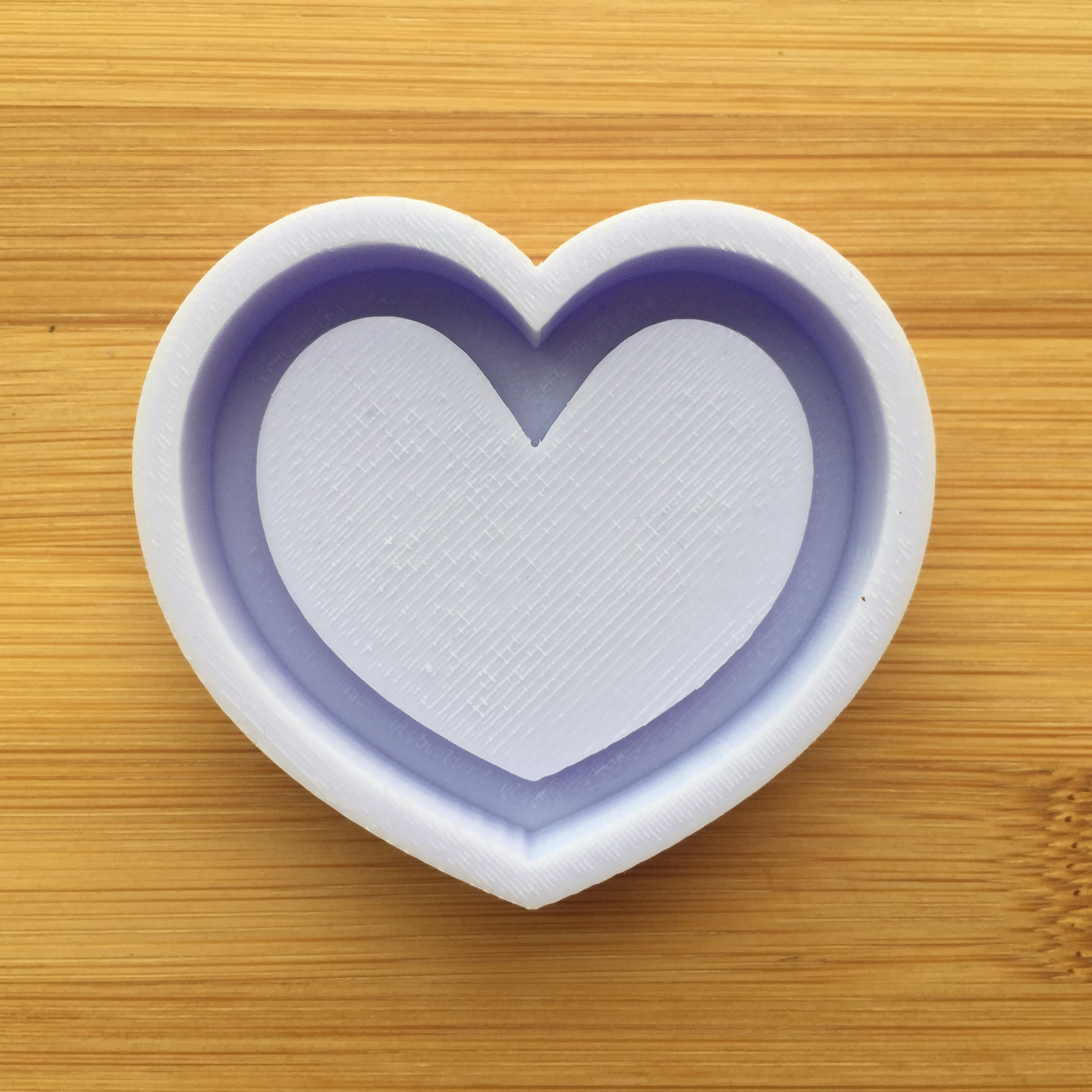 2 Inch Heart Shaker Silicone Mold, Food Safe Rubber For Resin Polymer Chocolate Wax Fondant, Oven Safe Mould, Jewelry Making 5 cm