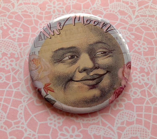 Moon Badge. Pin. Button. Pretty Vintage Style Moon Badge, Tarot Badge