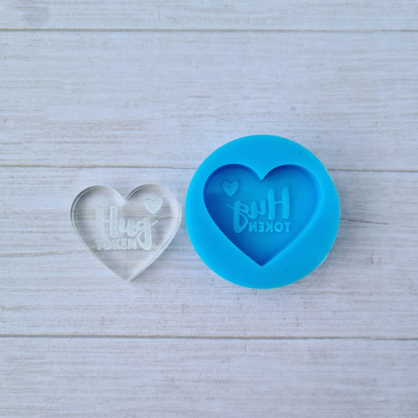 Resin Hug Token Mould, 30mm Mold, Flexible Silicone Polymer Clay Supplies, Resin Supplies