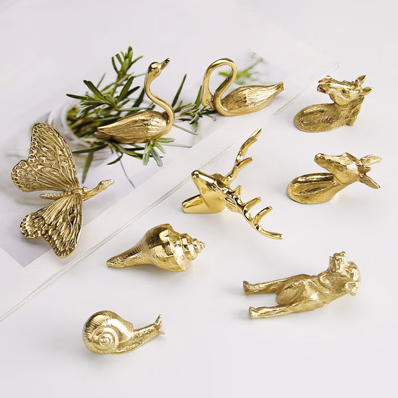 Solid Brass Animal Knob Drawer Pull, Golden Kitchen Cabinet Pull Dresser Wardrobe Creative Light Luxury Furniture Hardware V607