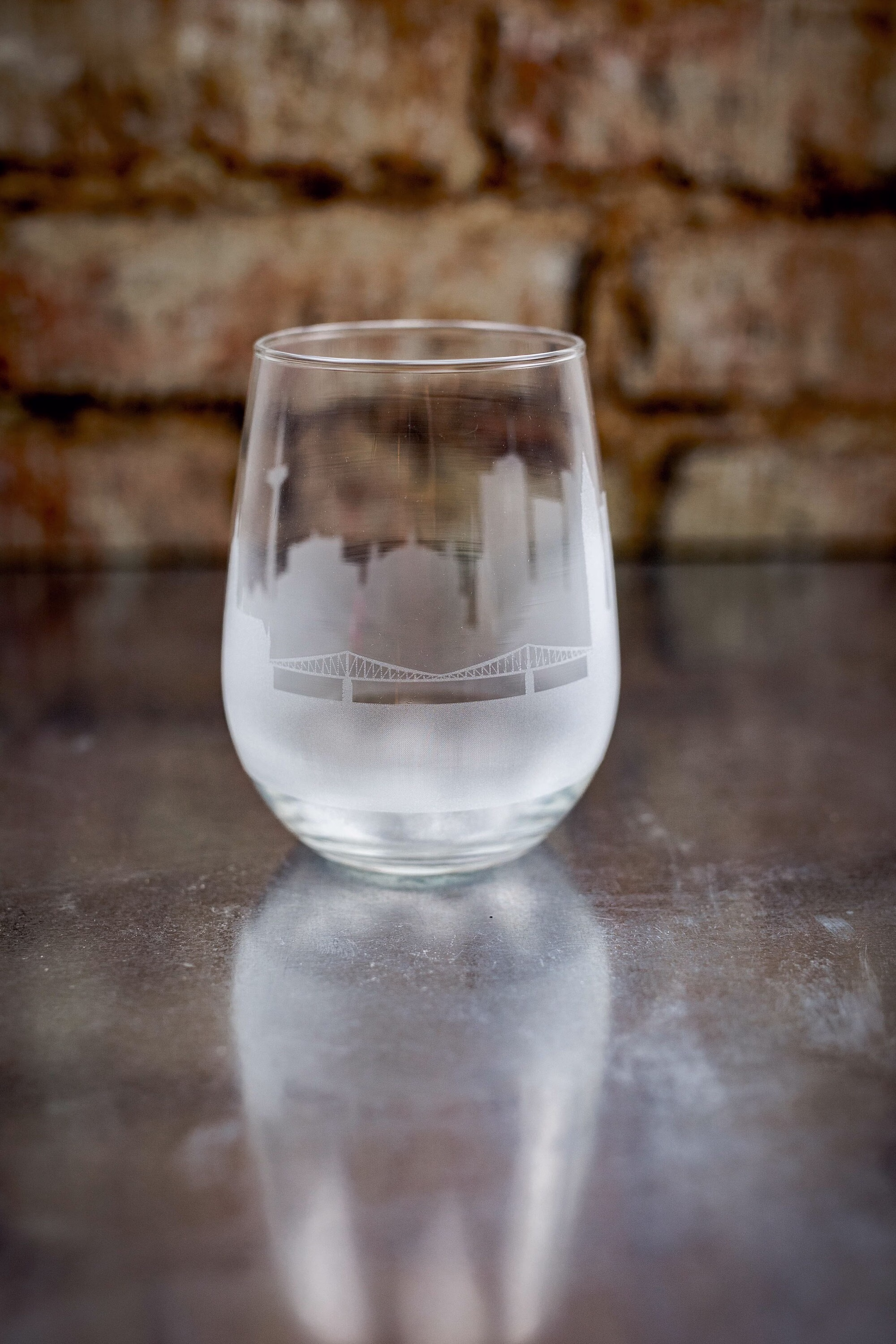 Frankfurt Germany Skyline Wine Glass & Stemless Etched Gift - Panoramic City Design