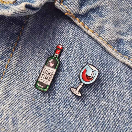 Wine Time Pin Badges Bottle Glass Set