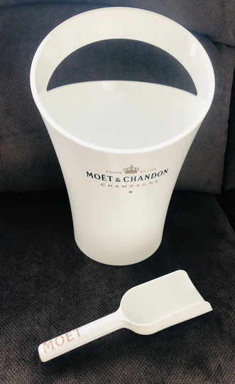 1 Moet & Chandon White Acrylic Champagne Ice Scoop With Moët & Bucket