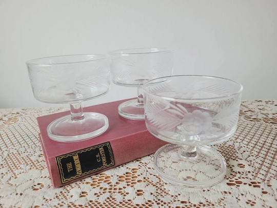 Etched Glass Champagne/Sundae Glasses, Vintage Gin Glasses