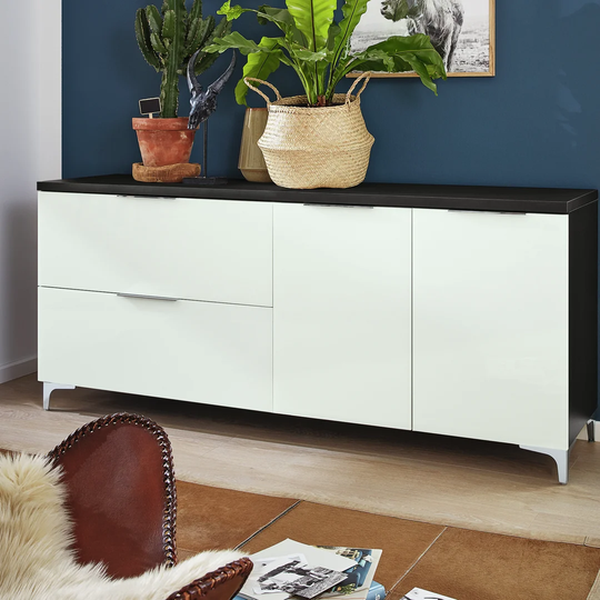 Yelverton 180 Cm Wide Sideboard