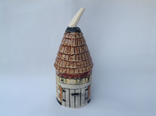 Oast House Salt & Pepper Shaker .english Icons/Kent Hops/ Beer Making