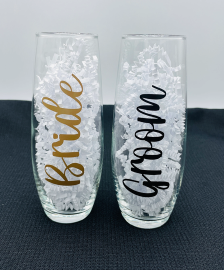Personalized Champagne Flutes, Bride & Groom Toasting Wedding Flutes