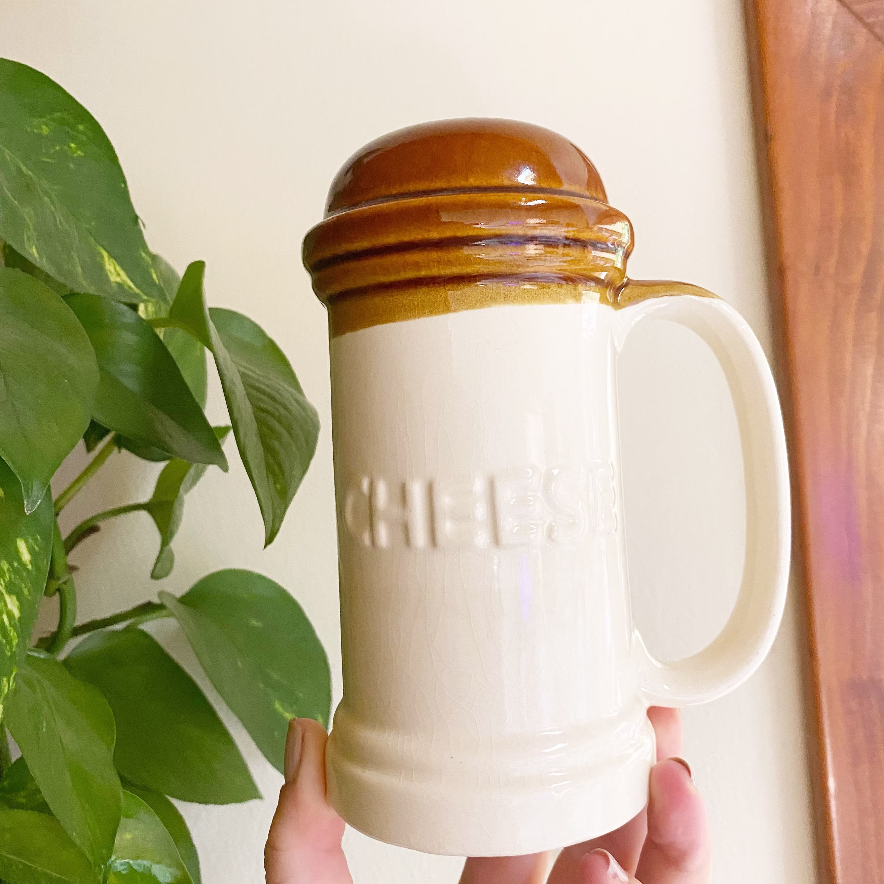 Vintage Ceramic Knobler Parmesan Cheese Shaker