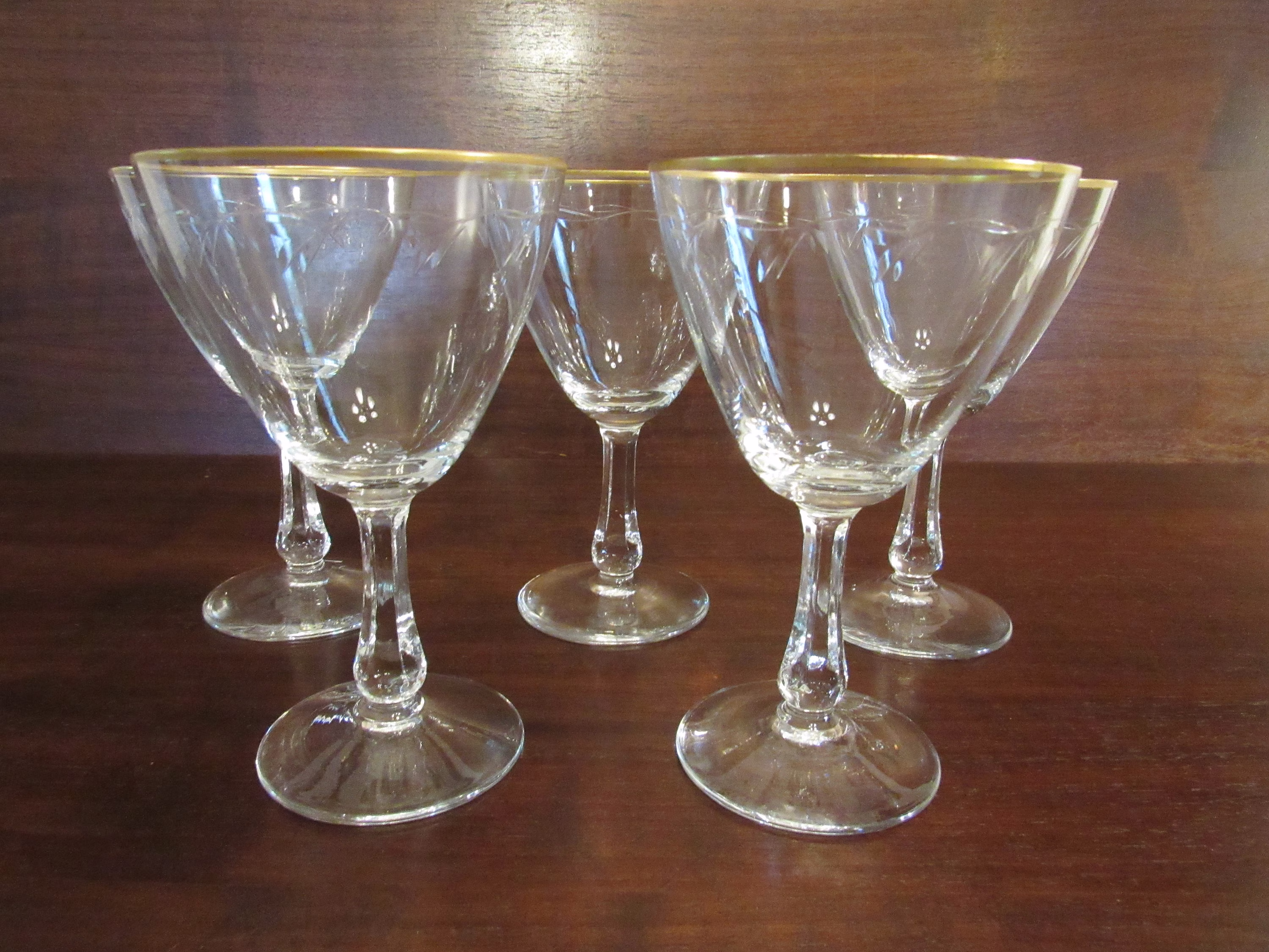 Gold Rim Wine Glasses, Etched Crystal, Stemware, Barware, Set Of 5. | 2735