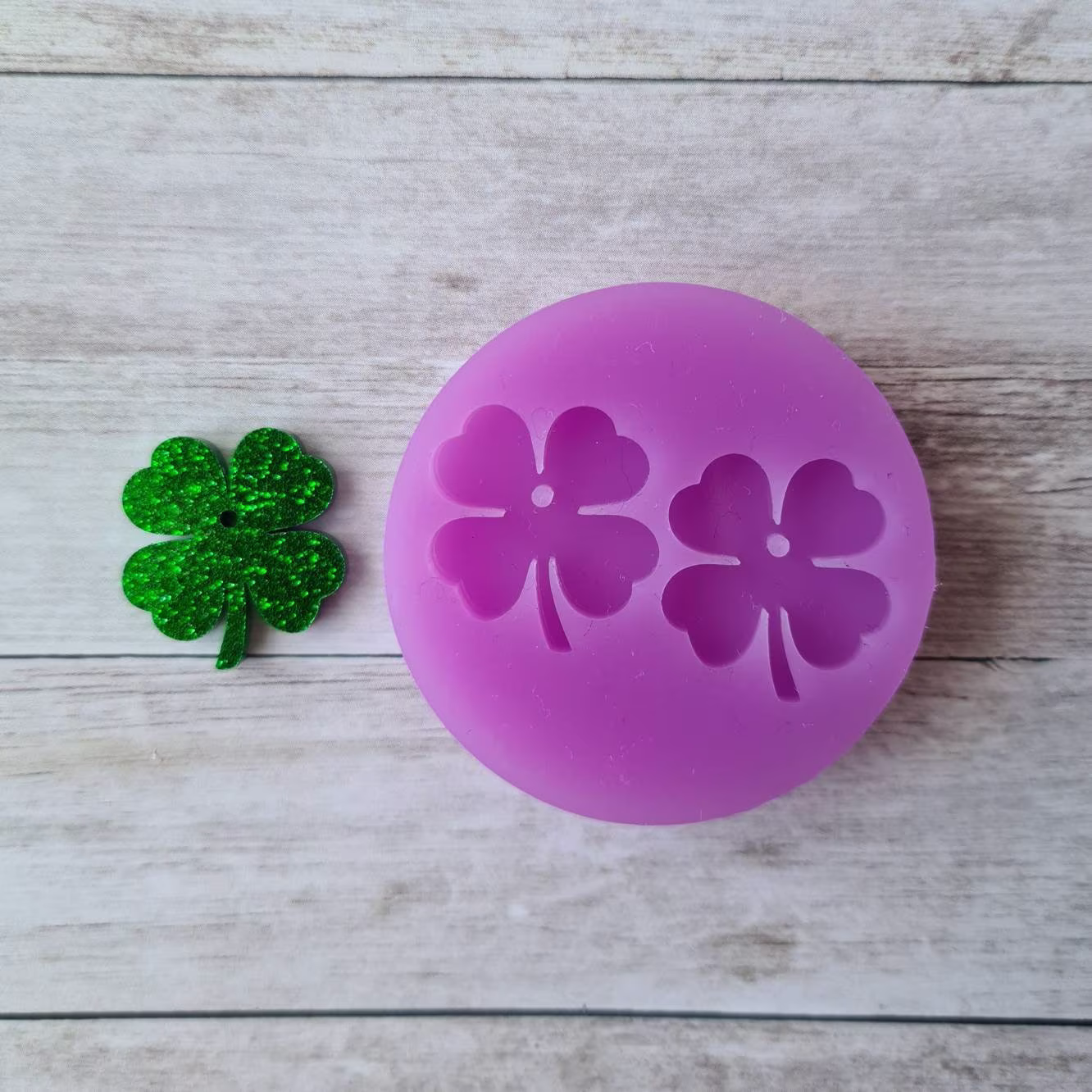 Dangle Earring Mold, 20mm Clover Resin Flexible Silicone Polymer Clay Supplies, Supplies