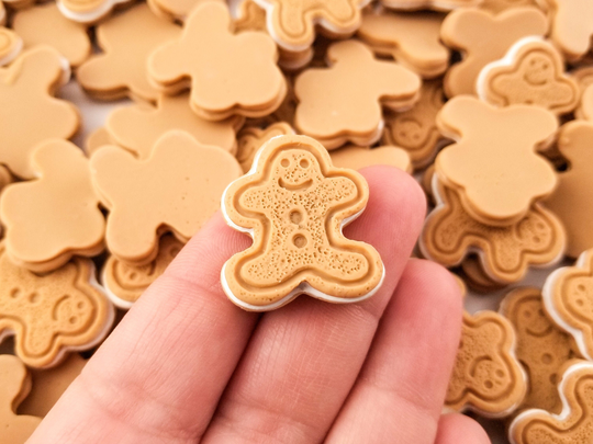 4 Resin Gingerbread Man Cookie Cabochons, Fake Candy Embellishment Shaker Bits, Holiday Cabs
