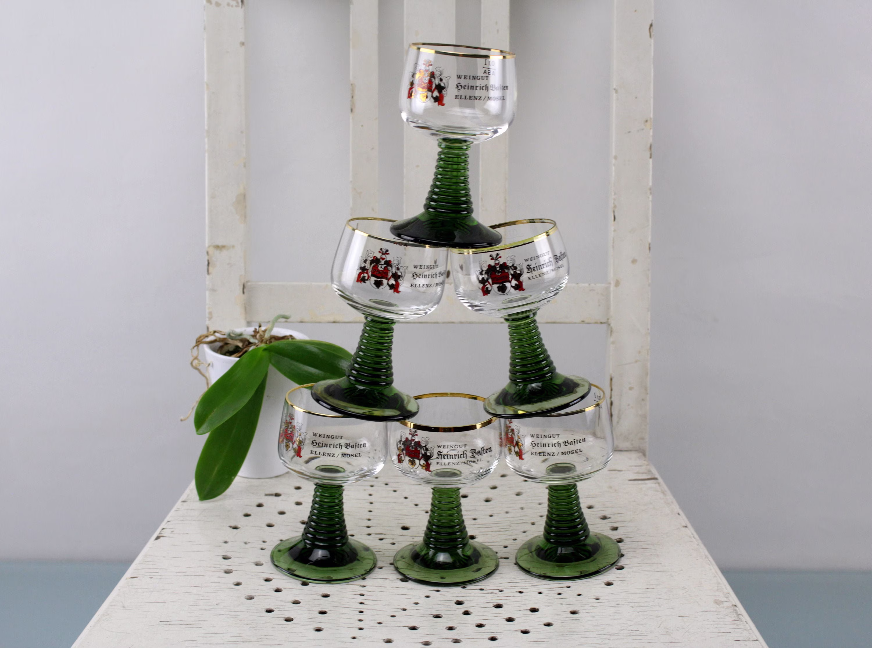 Vintage. 6 Piece Set Of Wine Glasses From The 60S Glass 0.10 Liter Green Vintage Mosel Germany