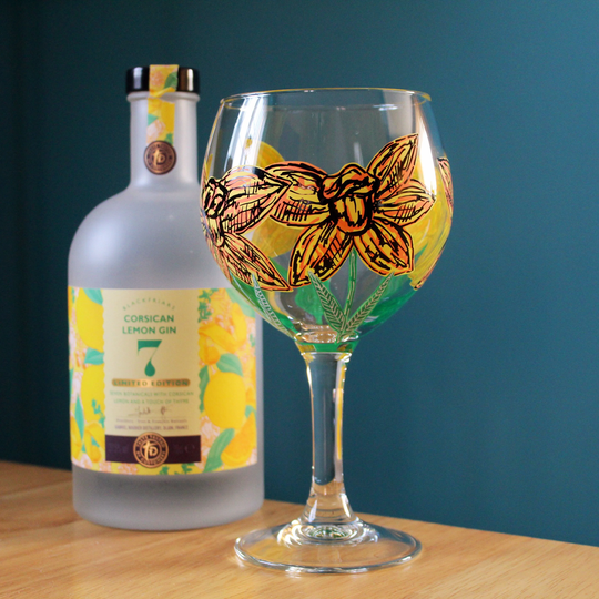 Hand Painted Daffodil Gin Glass/Bulb For Her Birthday Gift For Lovers Personalised Unique