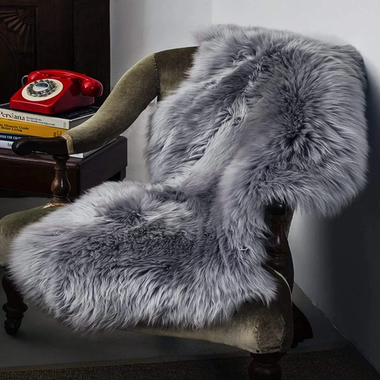 Winship Sheepskin Light Grey Rug