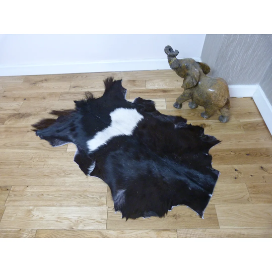 Sanner Black/White Rug