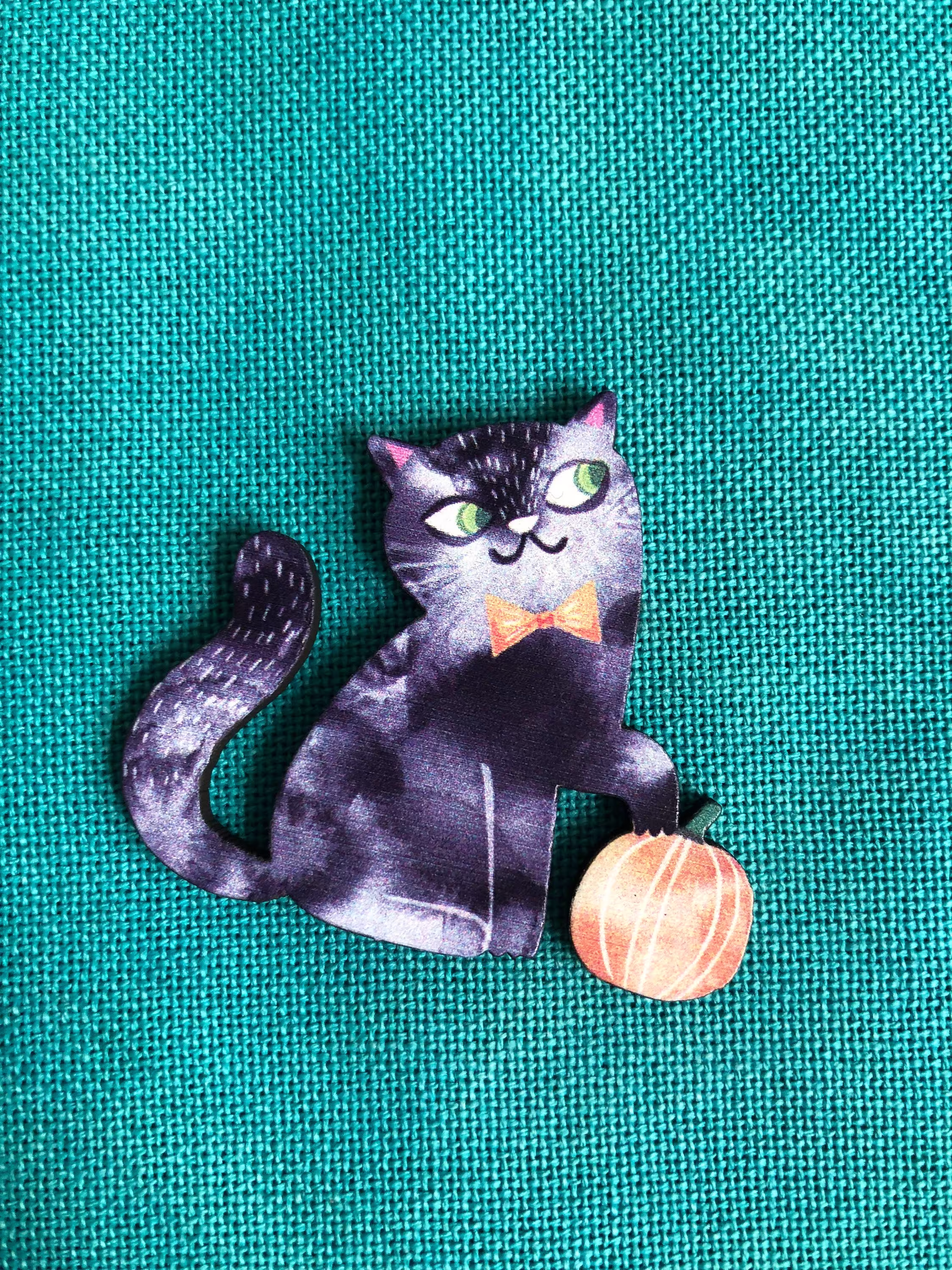 Sketchy Cat | Wooden Needle Minder Cover