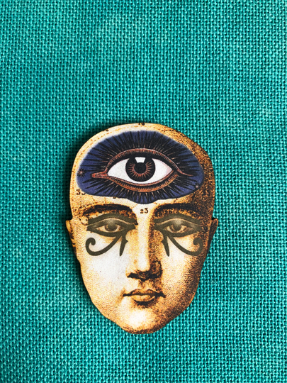 The Third Eye Wooden Needle/Cover Minder