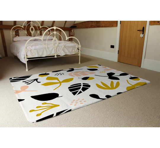 Werner Leaves, Acorns and Branches Designer Shaggy Ivory/Black/Gold Rug