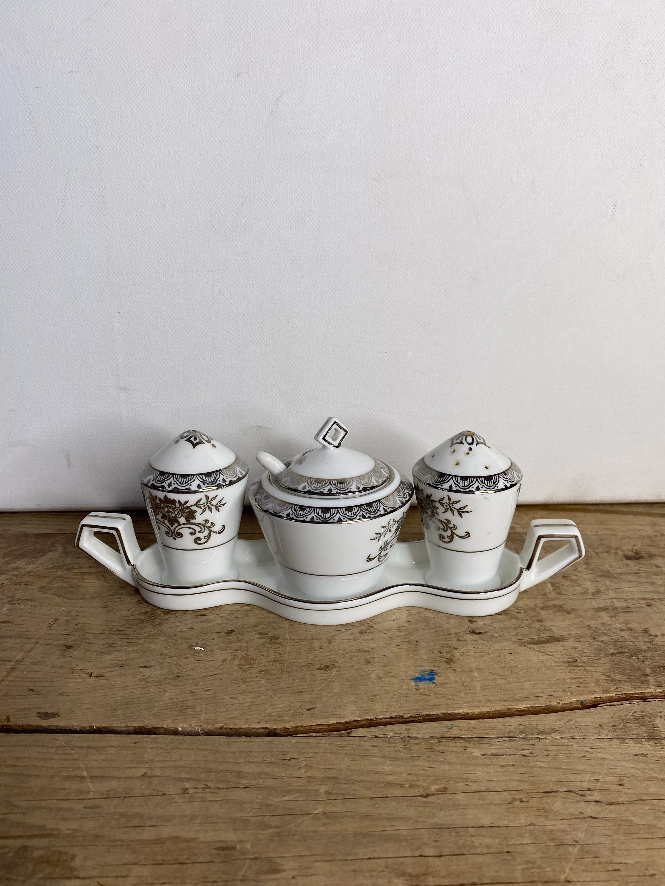 Vintage Noritake White & Silver 4 Piece Condiment Set. Salt, Pepper Mustard Spoon Set On A Saucer. Good Condition