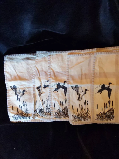 Set Of 5 Richard E Bishop Table Linens, Ducks, Made in Usa Vintage