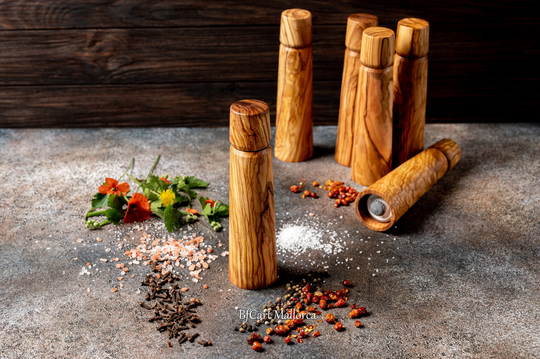 Salt & Pepper Mill, Handcraft Wooden Pepper Mill, Mills Vintage, Wood Shaker Handcrafted Wooden, Grinder Wood