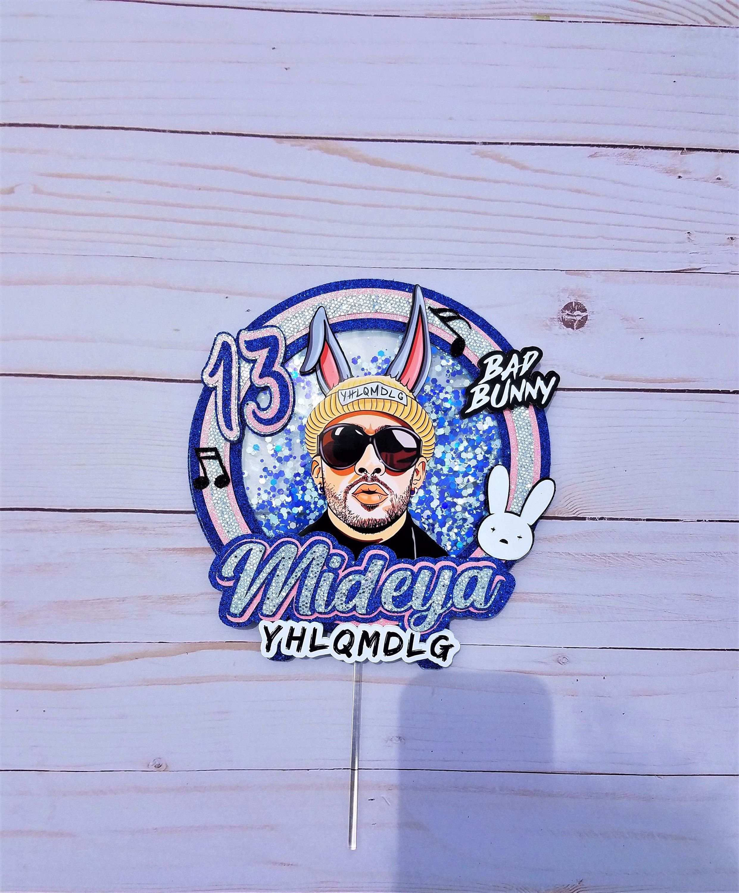 Bad Bunny Cake Topper/Bad Party Decorations/Yo Perreo Sola Topper/Conejo Malo Topper/ Yo Ago Lo Que Me Da La Gana