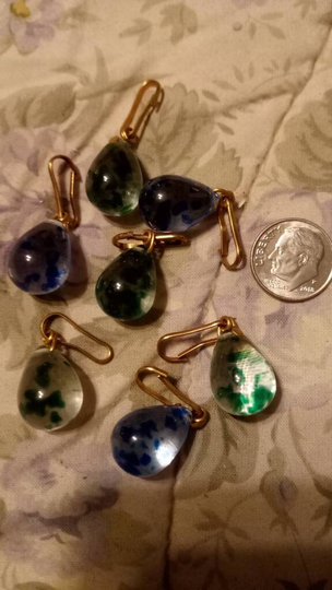 Zipper Pulls Deadstock Lot Of 7 Clear Plastic Teardrop With Either Blue Or Green Flecks Floating Inside Crafts