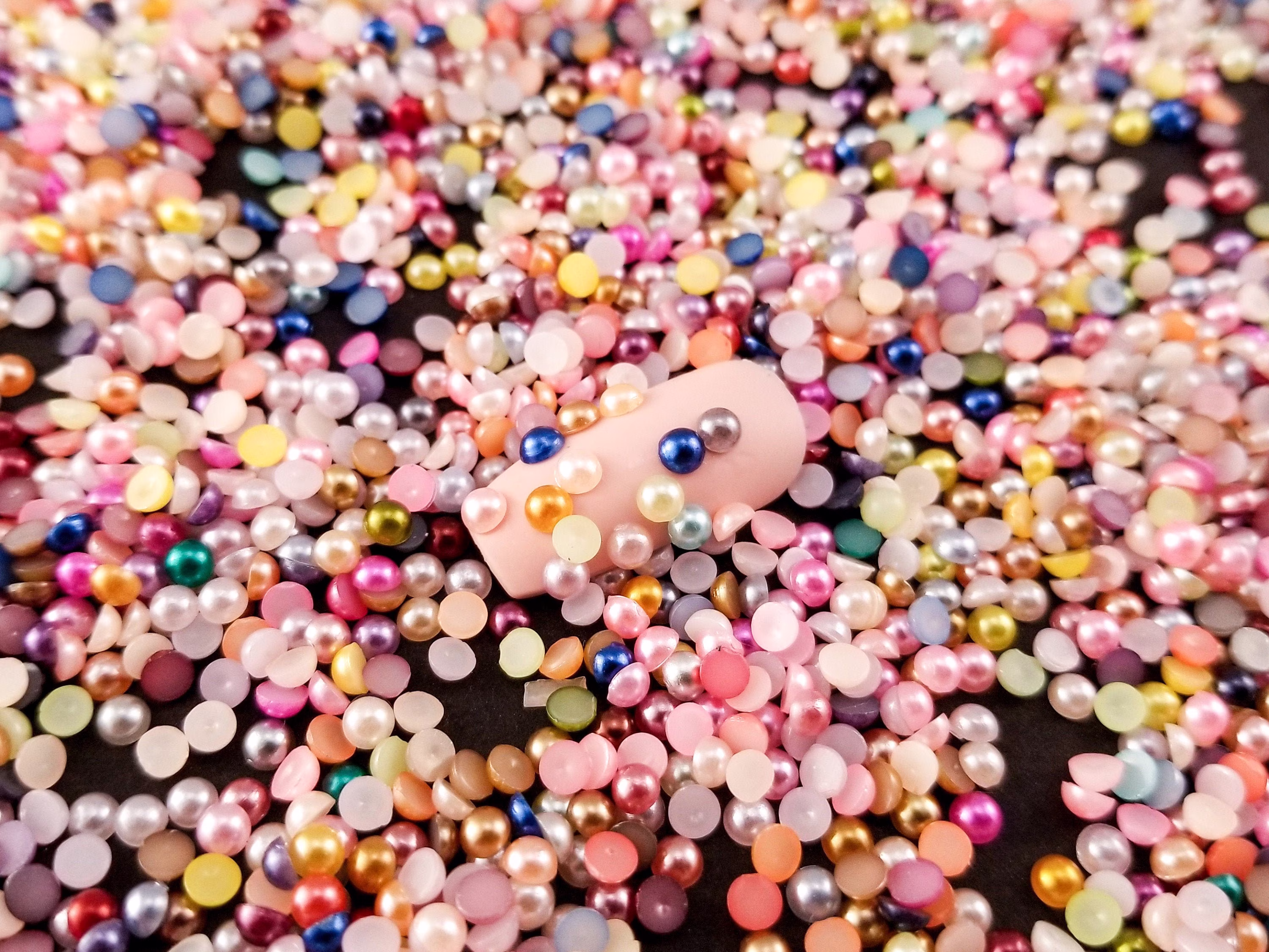 1 Container 3mm Resin Micro Flat-Backed Pearls, Gem Nail Art Cabochons, Manicure Decoration Gems, Half Pearl Shaker Bits