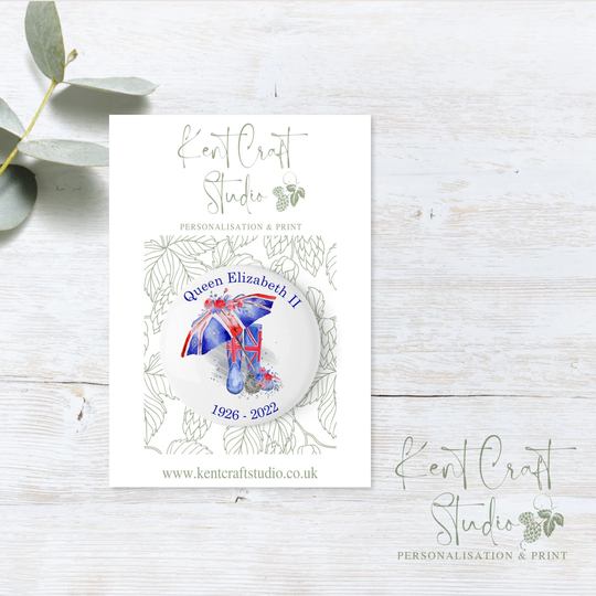Queen Elizabeth Ii Badge - Wellies Union Jack Exclusive Design Fridge Magnet Pin