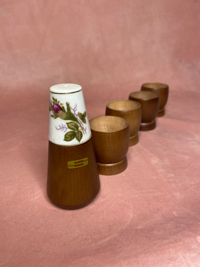 Vintage Usual Set Of 4 Wooden Egg Cups & Salt Shakers.selected Hardwood For Boiled Eggs