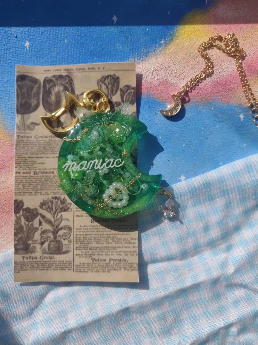 Custom/Personalised Resin Shaker Keychain Charms | Dry Or Wet