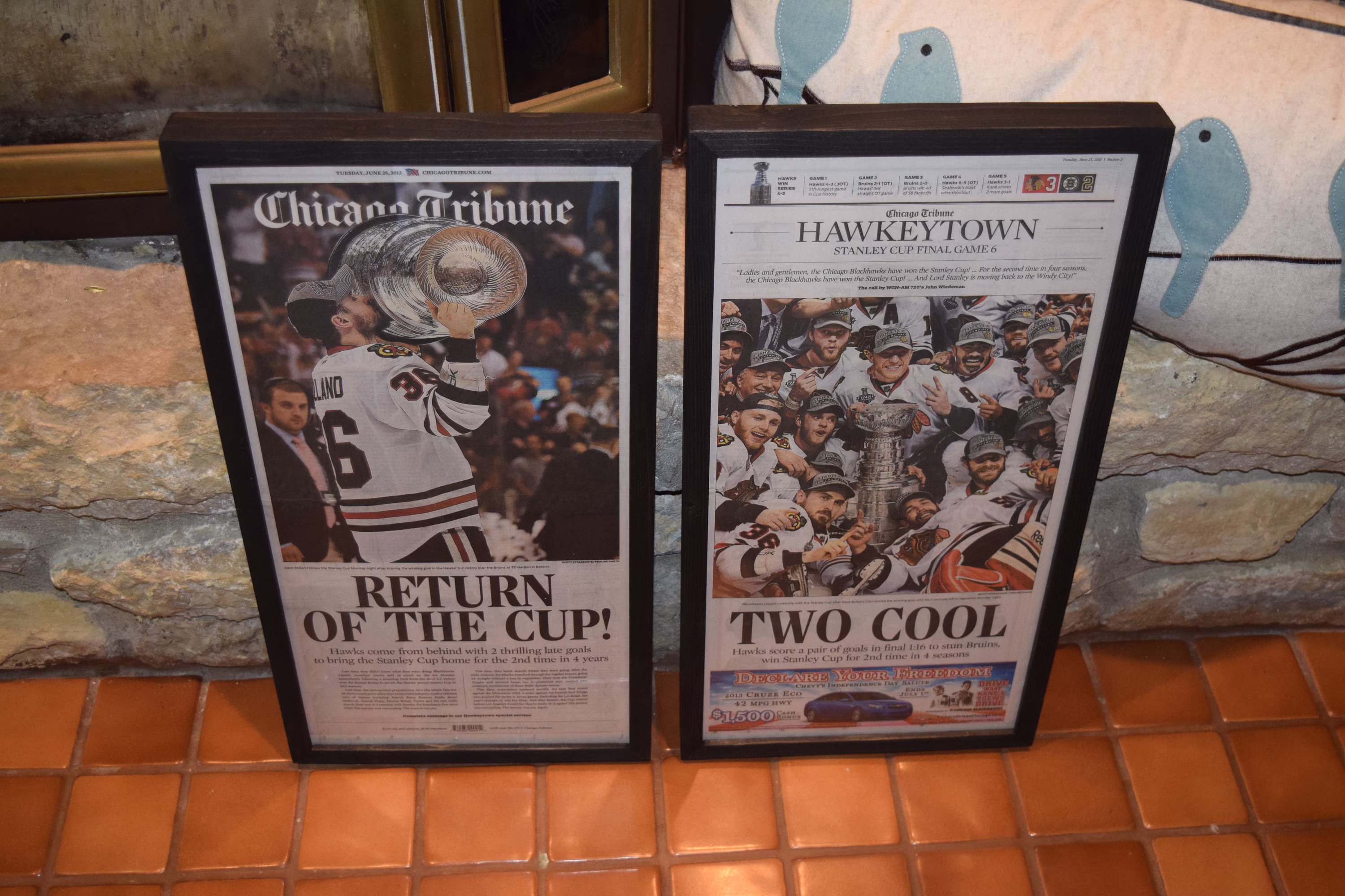 Free Shipping 2 Chicago Blackhawks 2013 Newspapers Custom Framed Solid Rustic Wood Stanley Cup Champions Dark Finish Man Cave